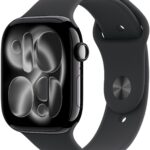 Apple Watch Series 11 42 mm Klavírny čierny hliník s čiernym športovým remienkom – S/M